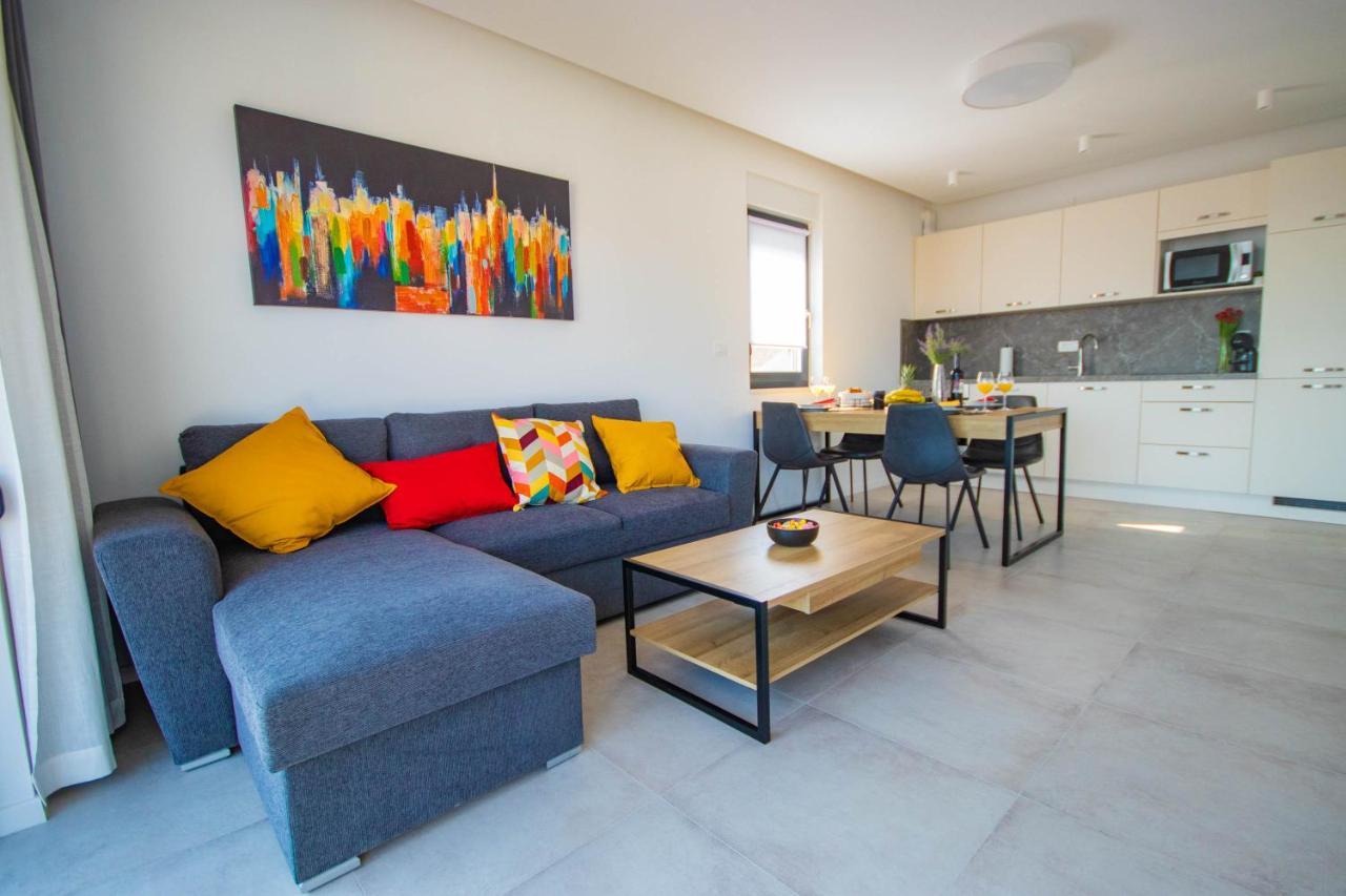 Apartmani Le-Lu Каштела Екстер'єр фото