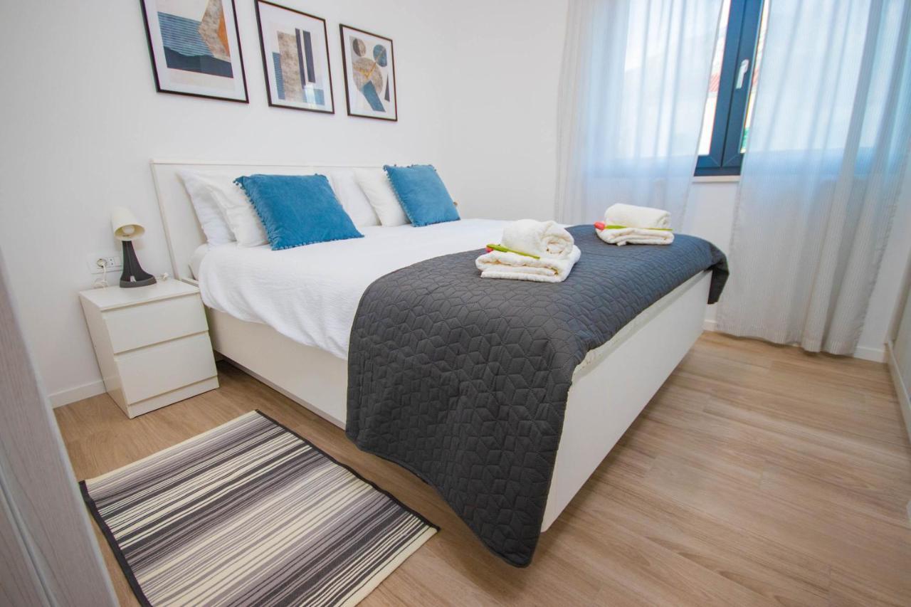 Apartmani Le-Lu Каштела Екстер'єр фото